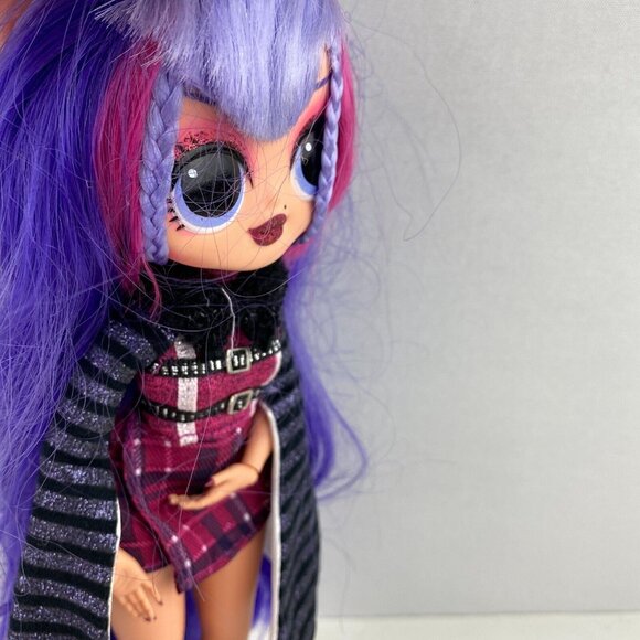 LOL Surprise OMG Shadow Winter Disco Doll Purple Pink Lace Up Shoes Kids Toy - Picture 5 of 6